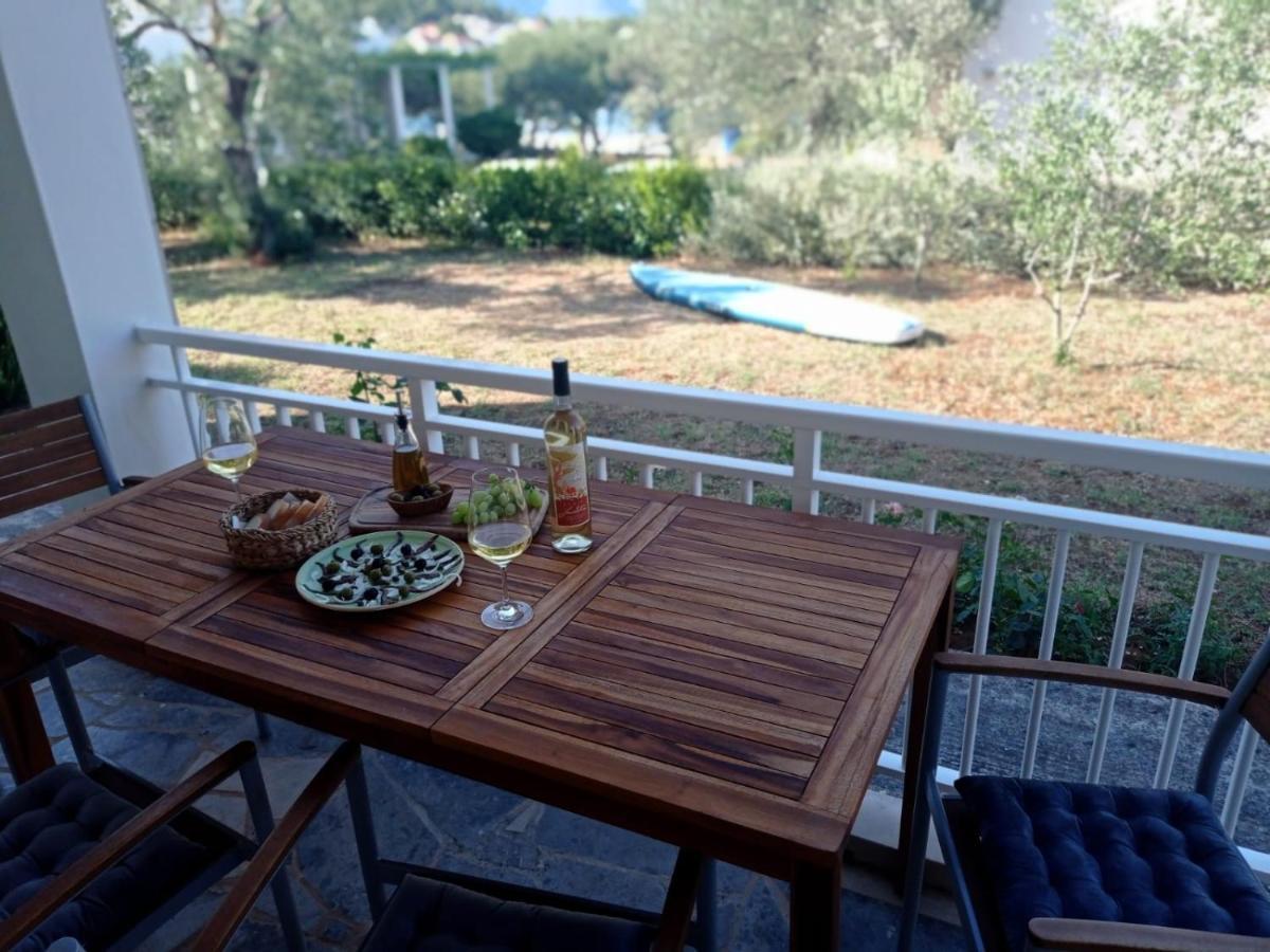 My Mediterranean Villa With Huge Garden And Own Parking 룸바르다 외부 사진